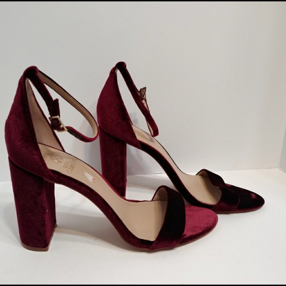 Vince Camuto Velvet Stacked Heel Maroon